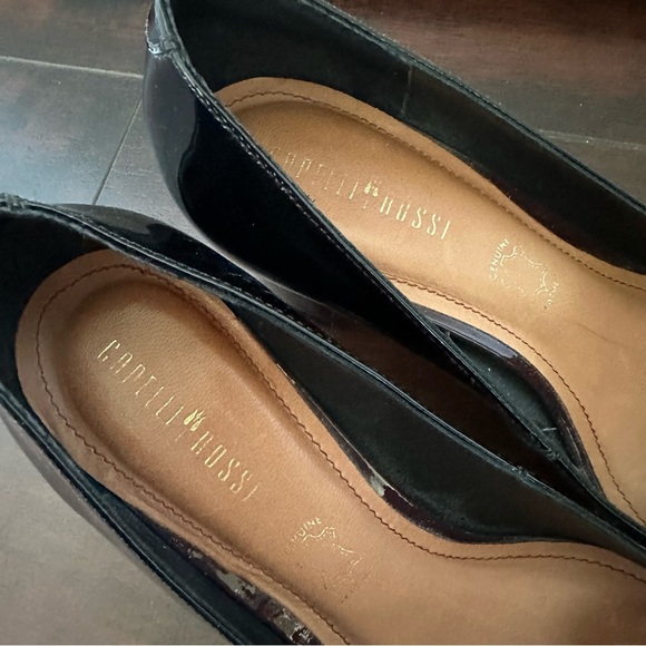 Size 8 Capelli Rossi Patent Leather Black and Burgundy Thick Chunky Heel Pump - Picture 8 of 10